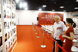 讓藝術(shù)走近人民 當(dāng)代中國美術(shù)家優(yōu)秀作品公益展