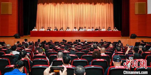 廣東畫院院長林藍(lán)當(dāng)選新一屆廣東省美術(shù)家協(xié)會(huì)主席